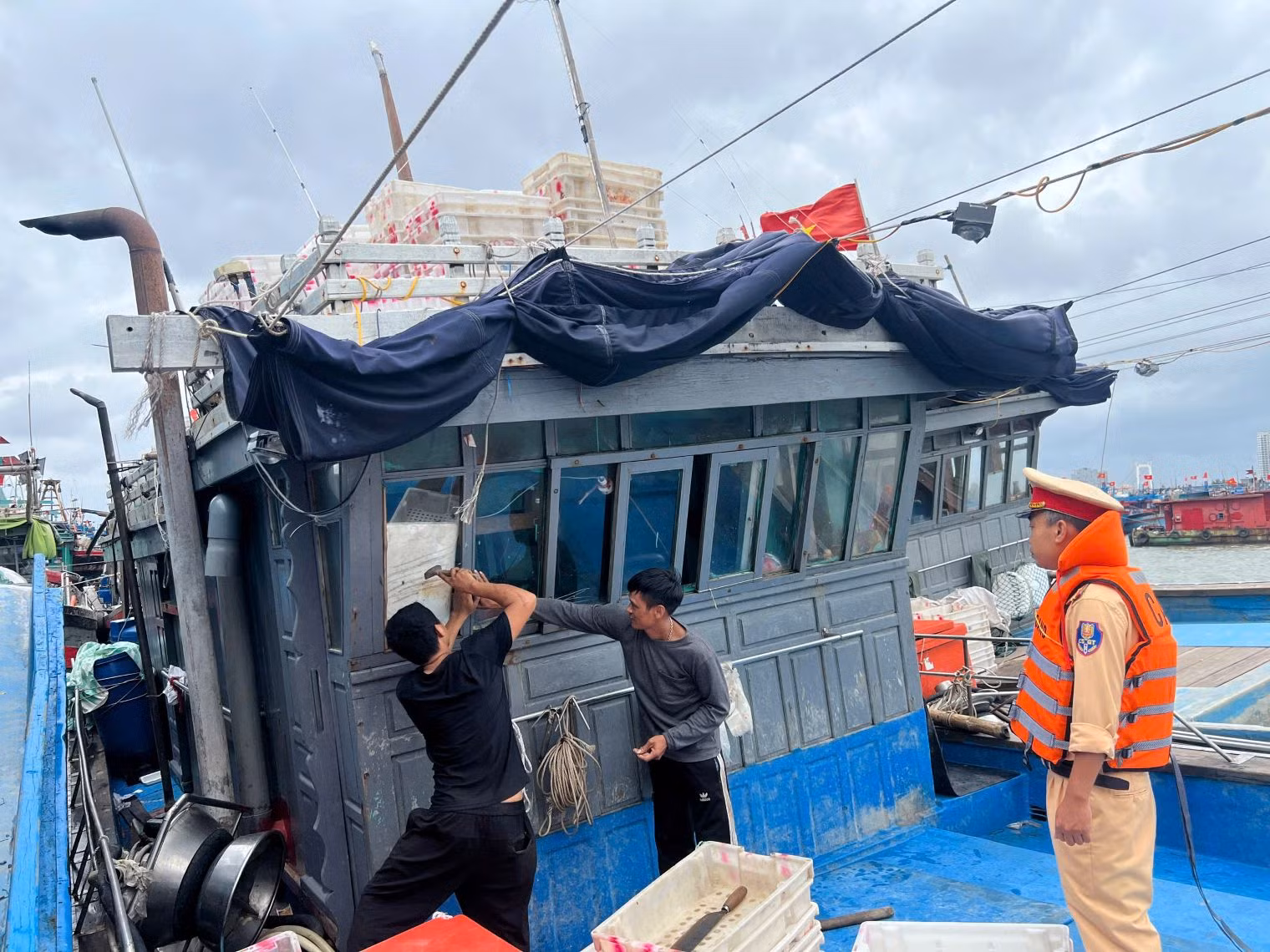 Đà Nẵng hoàn thành sơ tán người dân vùng nguy hiểm trước 17 giờ ngày 22/10 -0