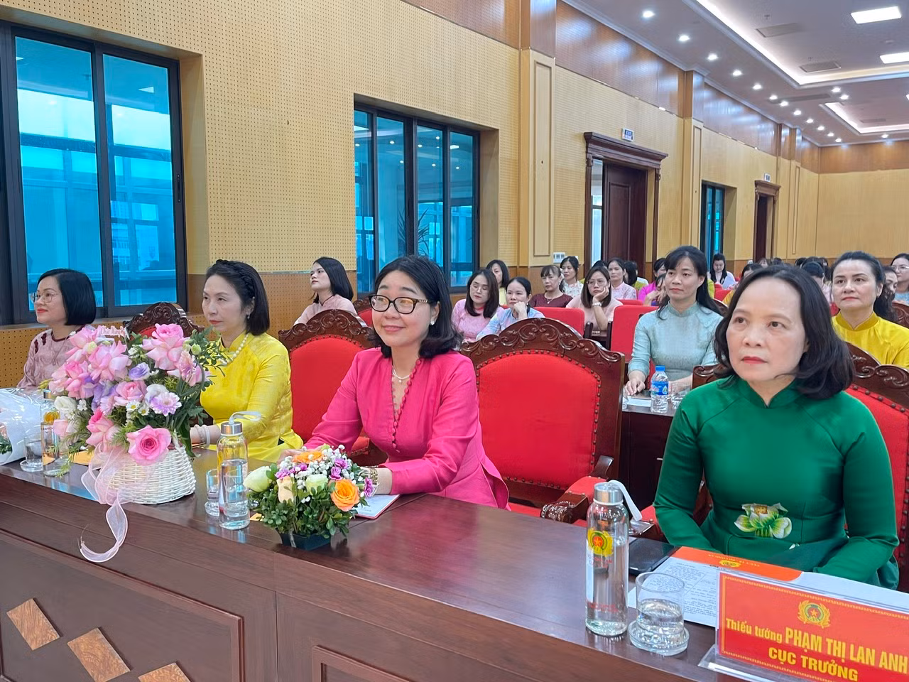 Kỷ niệm 95 năm Ngày Phụ nữ Việt Nam và tọa đàm với chủ đề “Mùa xuân thứ hai của người phụ nữ” -0