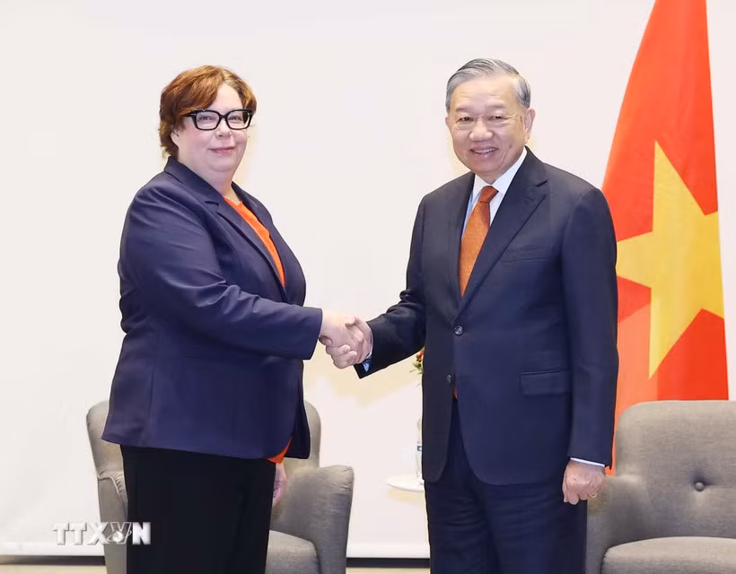 Tổng Bí thư Tô Lâm tiếp Chủ tịch Đảng Cộng sản Phần Lan Tiina Sandberg -0