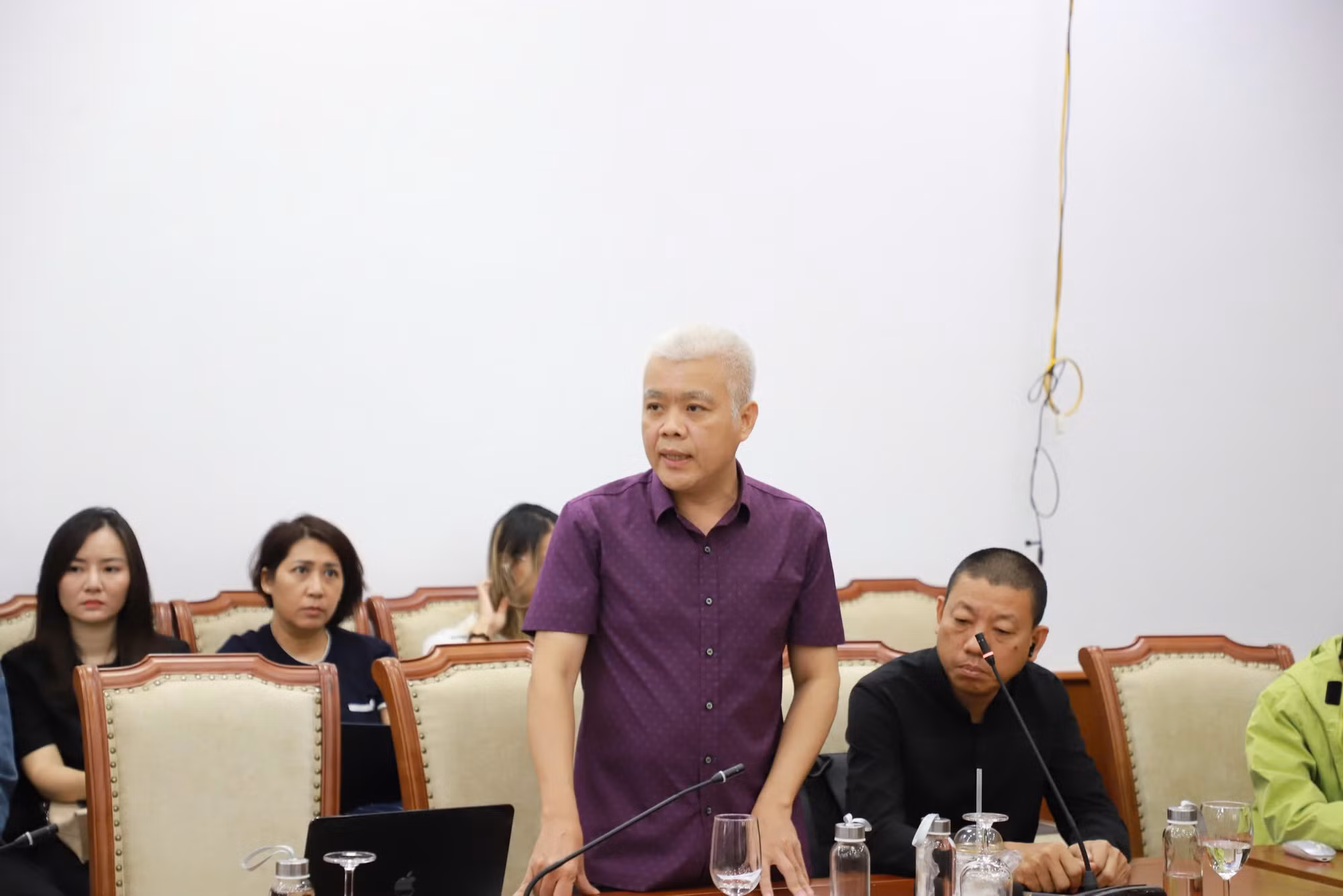 Điều chỉnh ứng xử trên không gian mạng theo chuẩn mực văn hoá, đạo đức, pháp luật Việt Nam -0