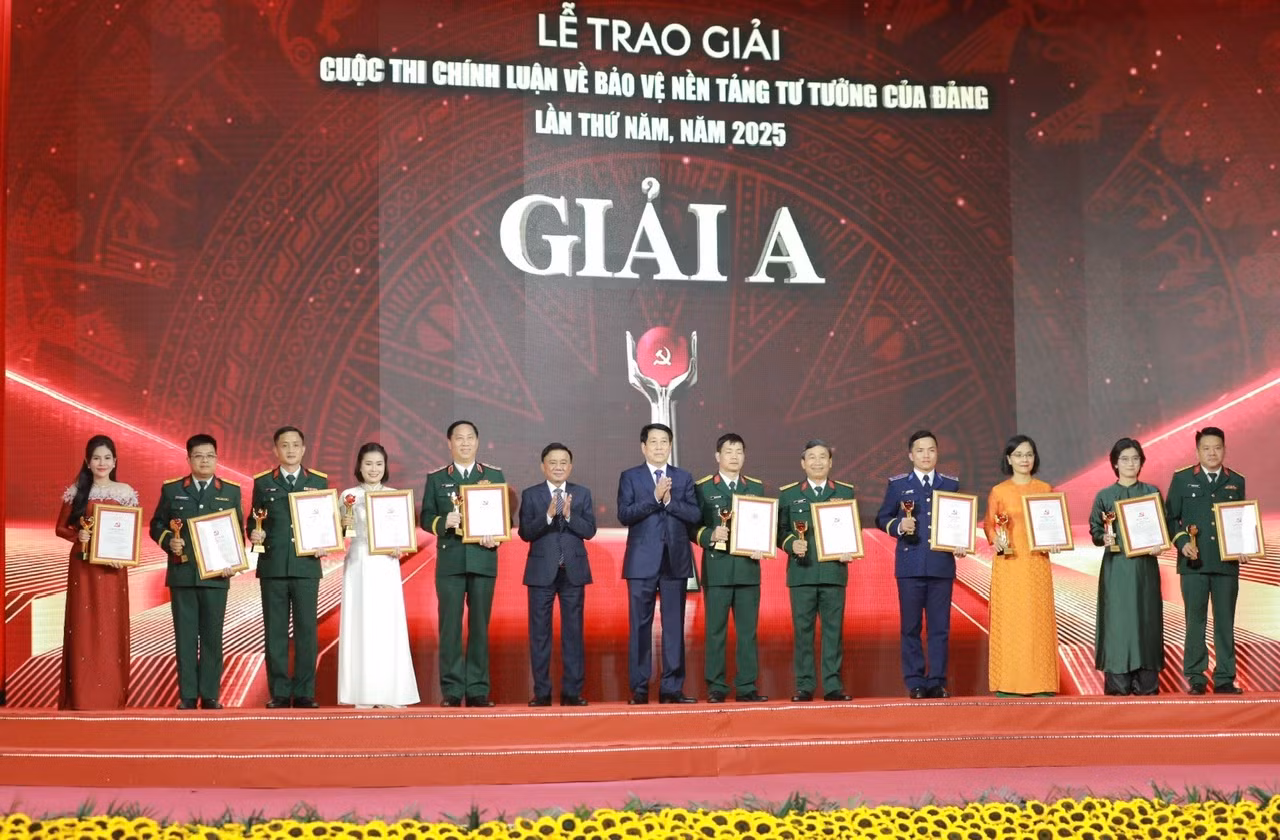 Trao giải Cuộc thi chính luận về bảo vệ nền tảng tư tưởng của Đảng lần thứ V năm 2025 -0