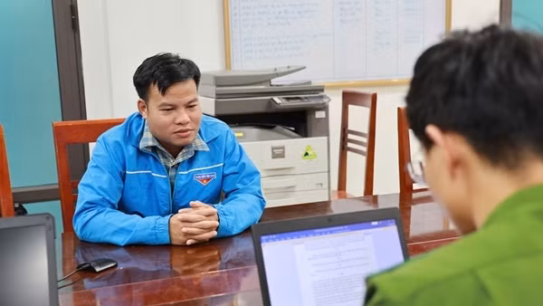 Giáo viên "tự chế" công văn thành lập đoàn thanh tra trường học