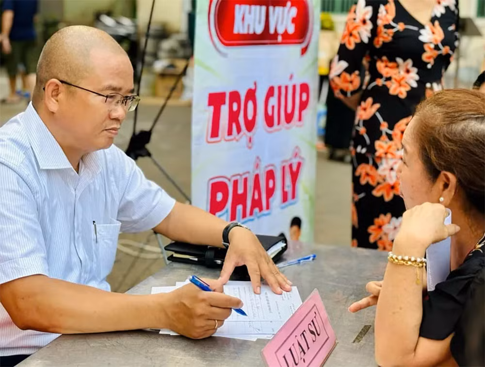 Hướng tới dịch vụ công trực tuyến toàn trình trong lĩnh vực trợ giúp pháp lý -0