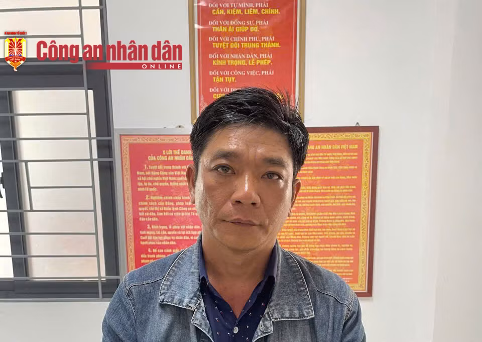 Dùng giấy tờ giả lừa đảo trên 4 tỷ đồng -0