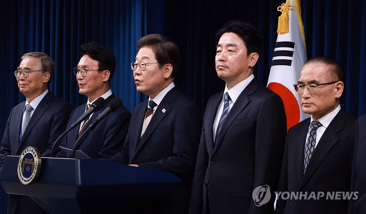 Tân Tổng thống Hàn Quốc đề cử nội các mới, cam kết 