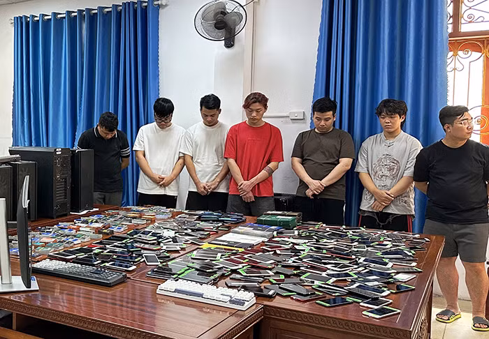 Khám phá chuyên án mua bán trái phép thông tin 3000 tài khoản ngân hàng -0