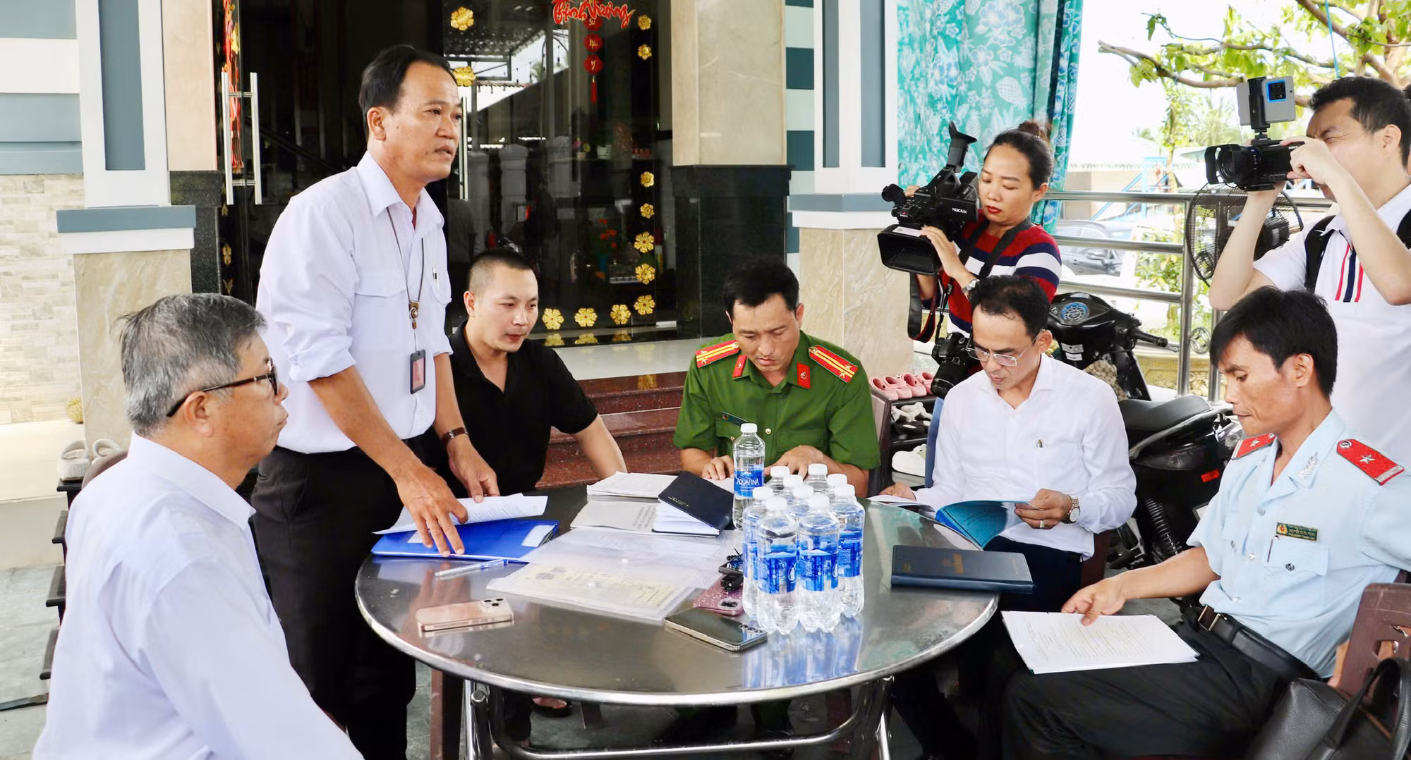Kiểm tra lò giết mổ heo gia công cho công ty C.P Việt Nam -0