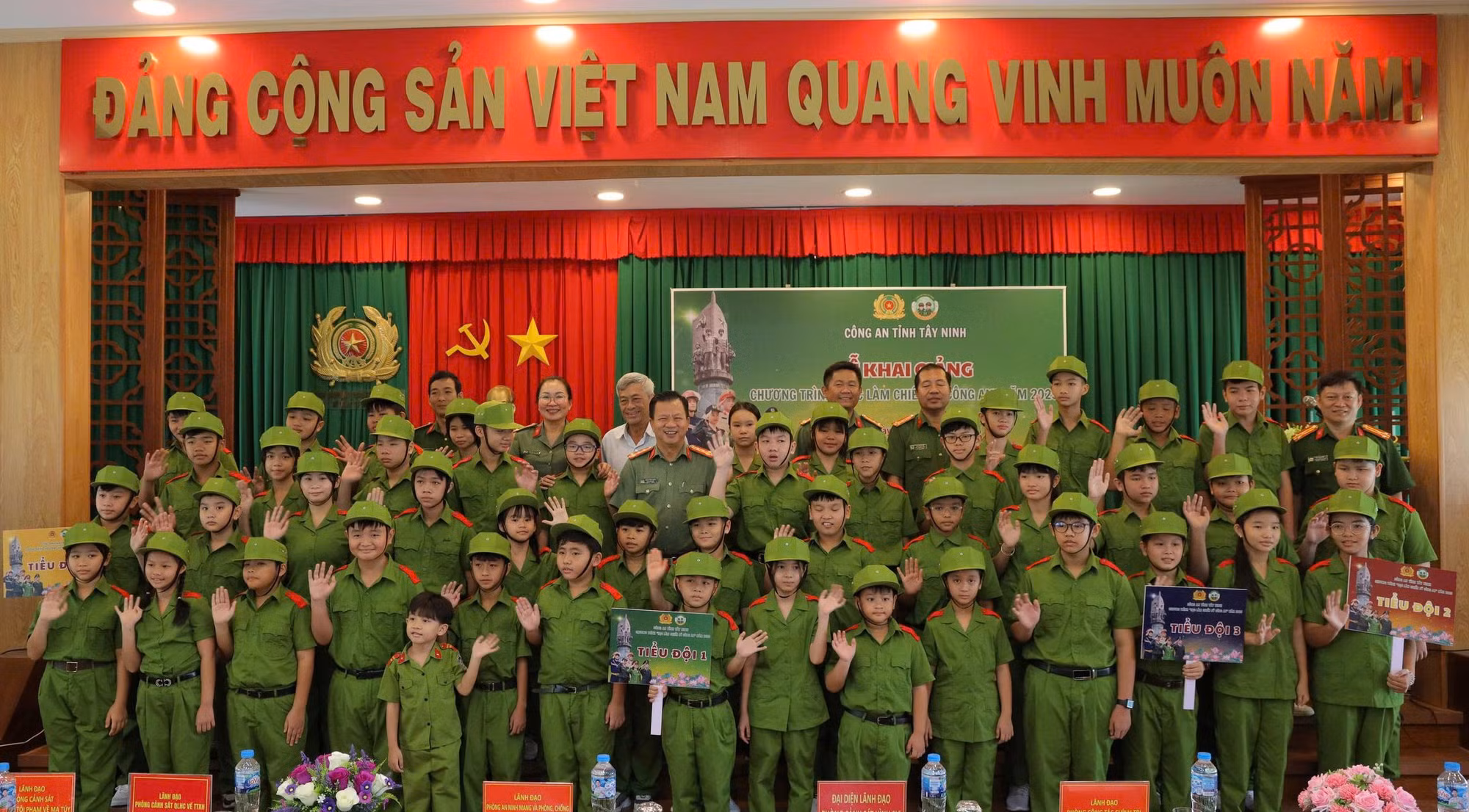 khai1.jpg -0