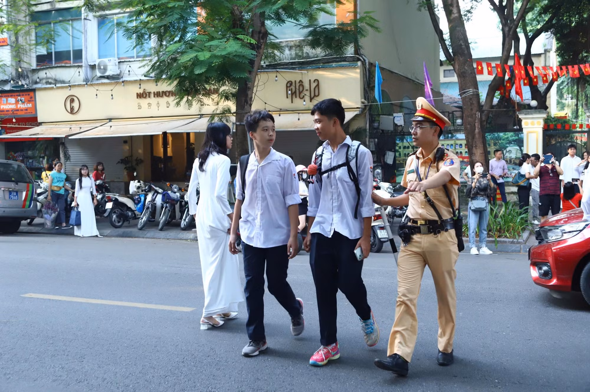 Bảo đảm TTATGT phục vụ kỳ thi tuyển sinh vào lớp 10 và tốt nghiệp THPT năm 2025 -0