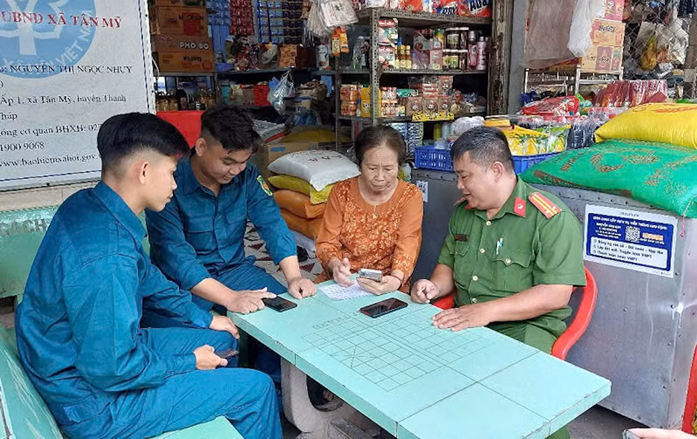 cong an dong thap 2.jpg -0
