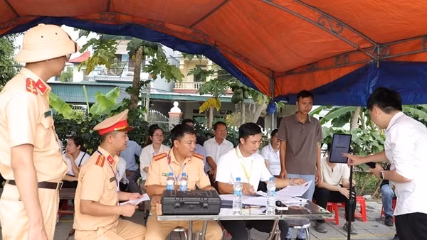 Công an Hà Nam tổ chức kỳ thi sát hạch, cấp phép lái xe