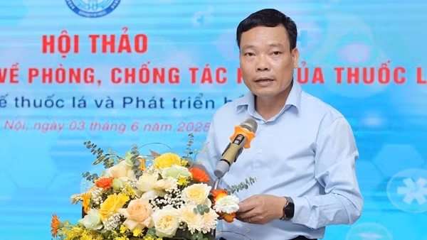 100 nghìn người tử vong mỗi năm liên quan đến hút thuốc lá
