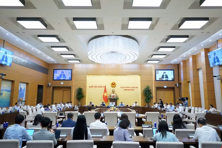 Quang cảnh hội trường.