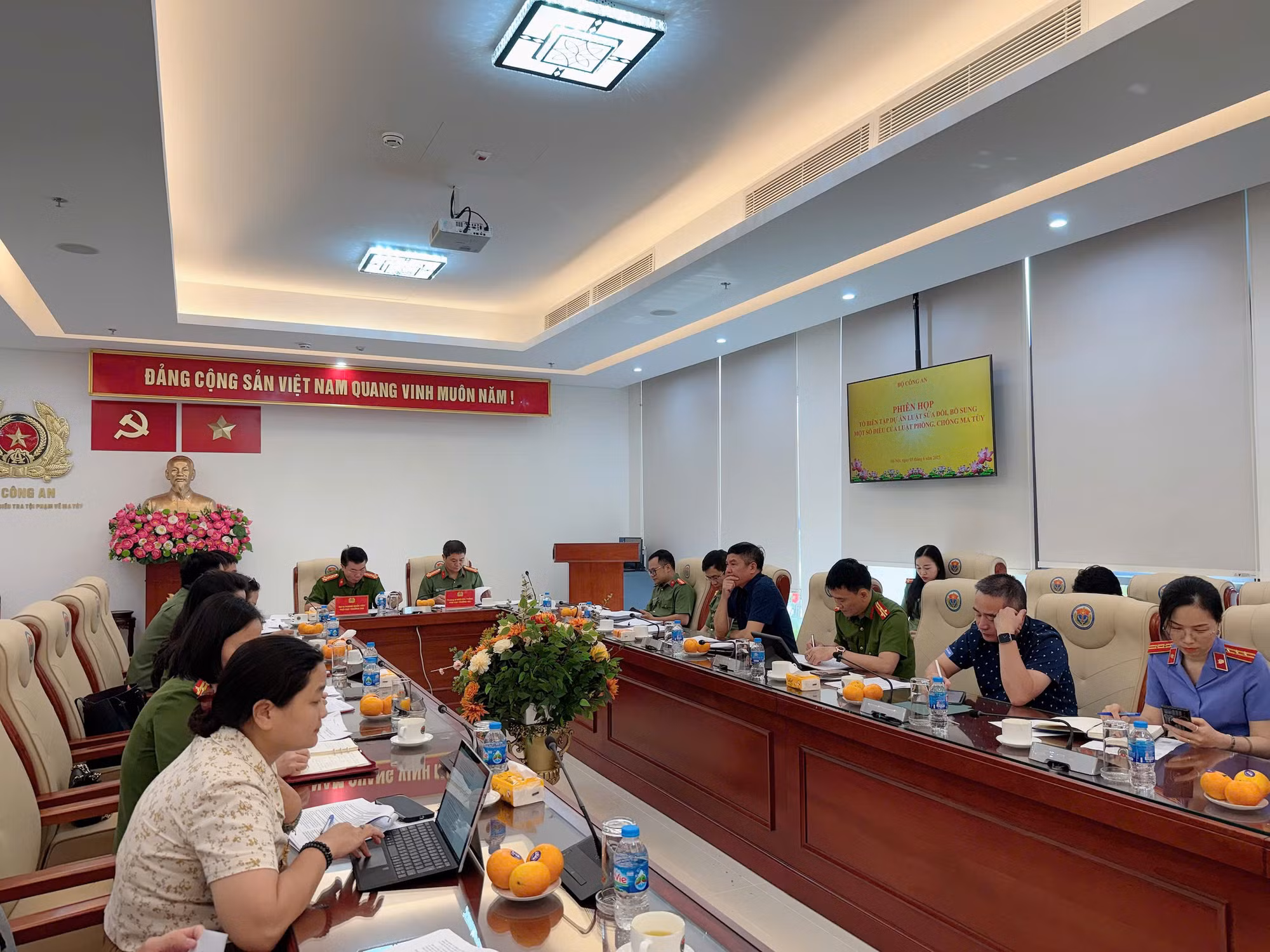 Phiên họp Tổ biên tập Dự án Luật sửa đổi, bổ sung một số điều của Luật phòng, chống ma túy -0