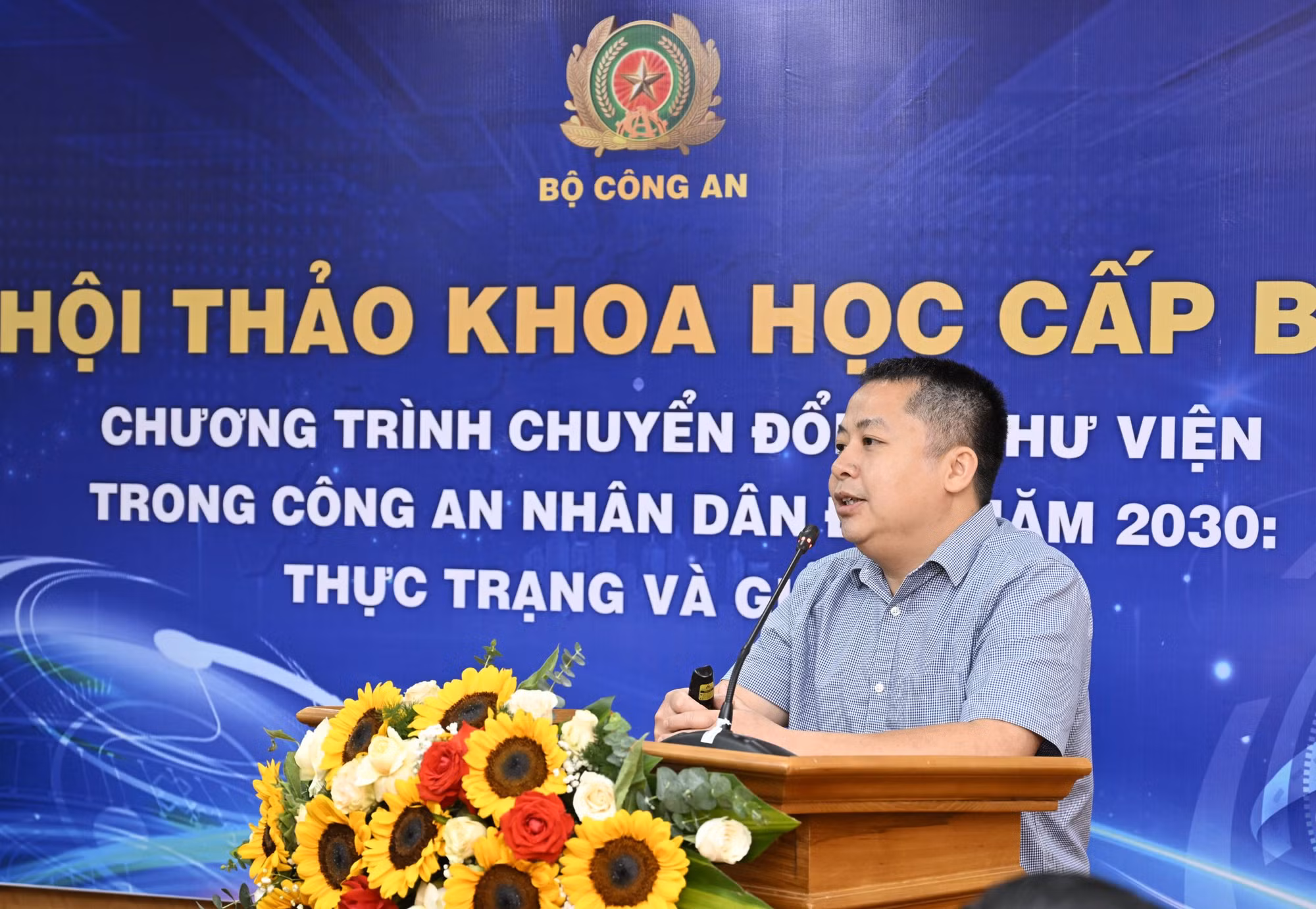 Bàn giải pháp đẩy mạnh chuyển đổi số hoạt động thư viện trong CAND đến năm 2030 -0