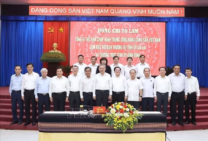 Tổng Bí thư Tô Lâm: Sau hợp nhất, tỉnh Gia Lai (mới) không chỉ lớn về quy mô mà còn mạnh về năng lực cạnh tranh -0