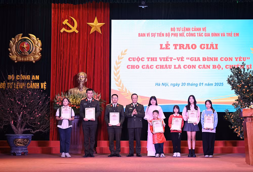Nâng cao chất lượng công tác bình đẳng giới trong lực lượng Cảnh vệ CAND -0