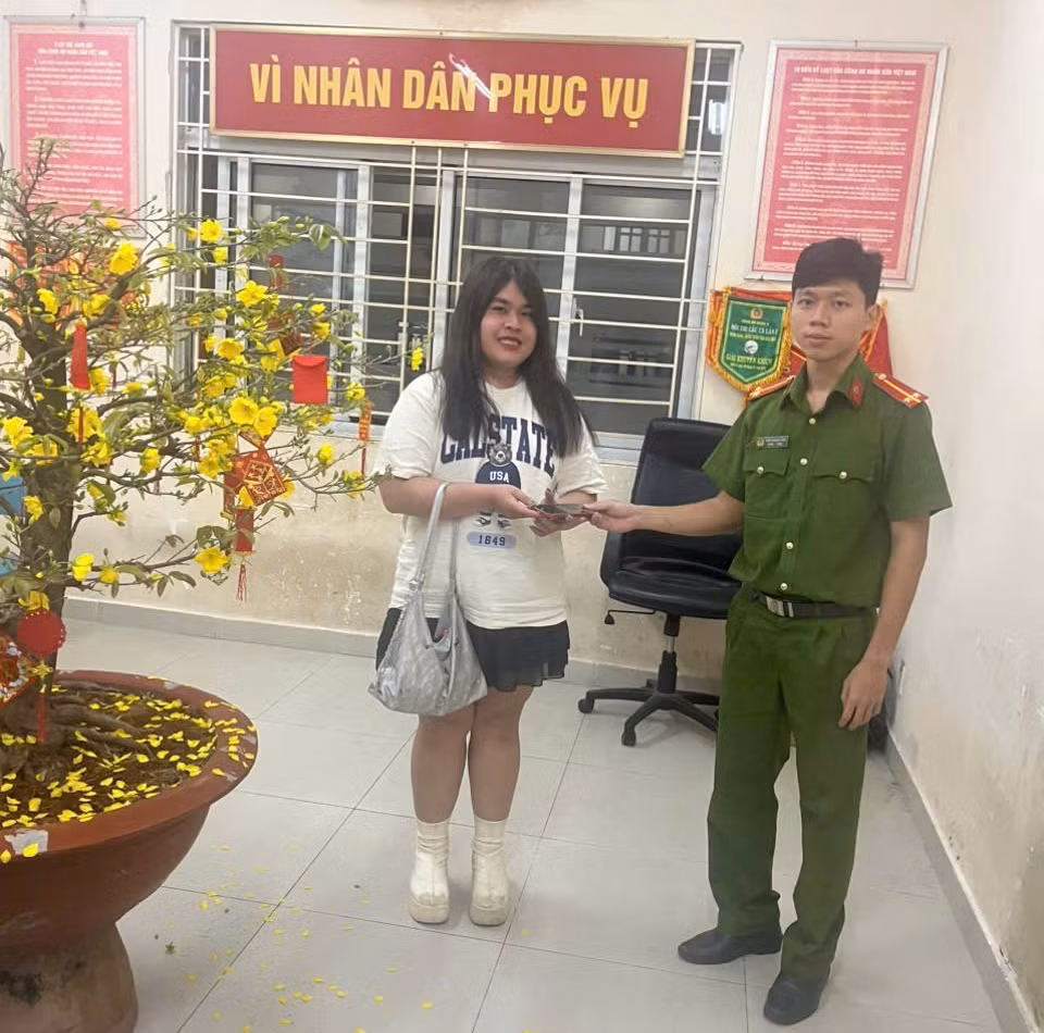 Bắt giữ hai đối tượng cướp giật tài sản giữa đêm -0