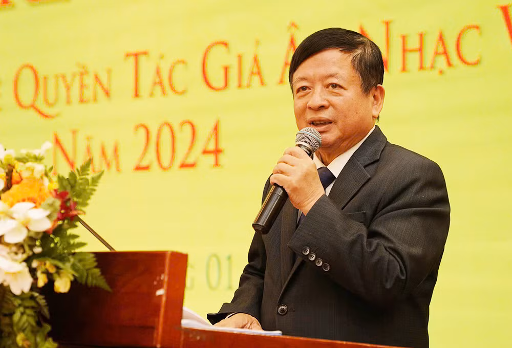 ban quyen 3.jpg -2