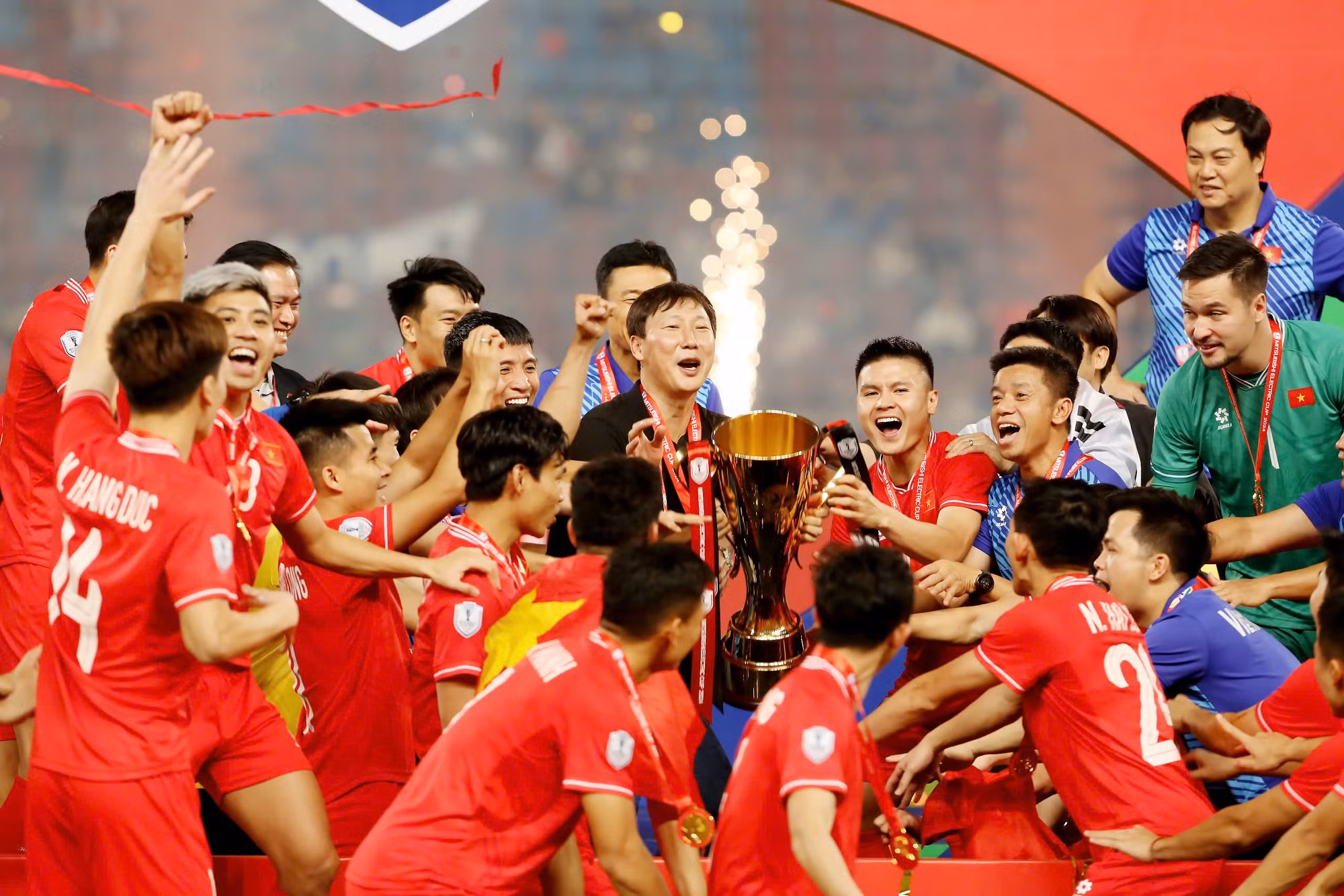 Những nỗ lực phía sau chức vô địch của đội tuyển Việt Nam -0