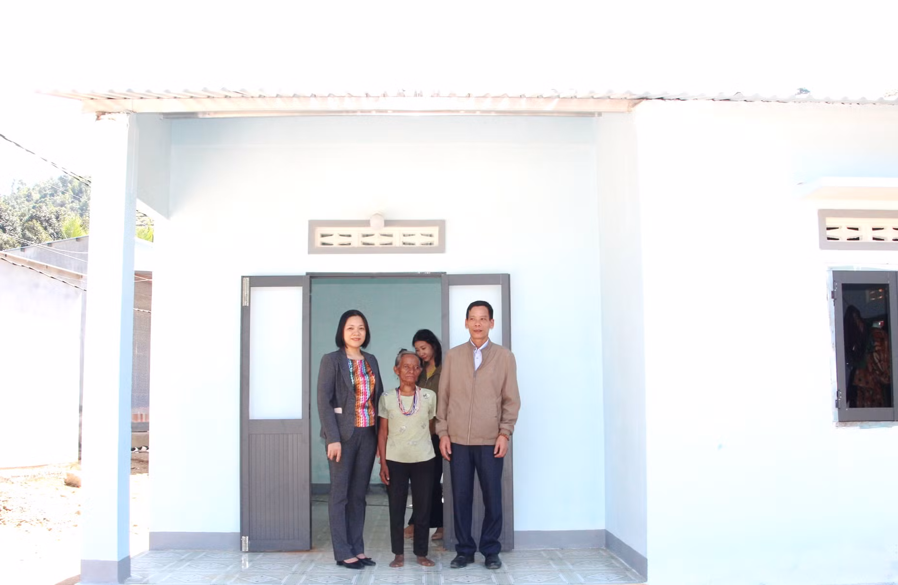 Khánh Hòa sửa chữa xong gần 800 căn nhà cho người nghèo khó đón Tết Nguyên đán Ất Tỵ -0