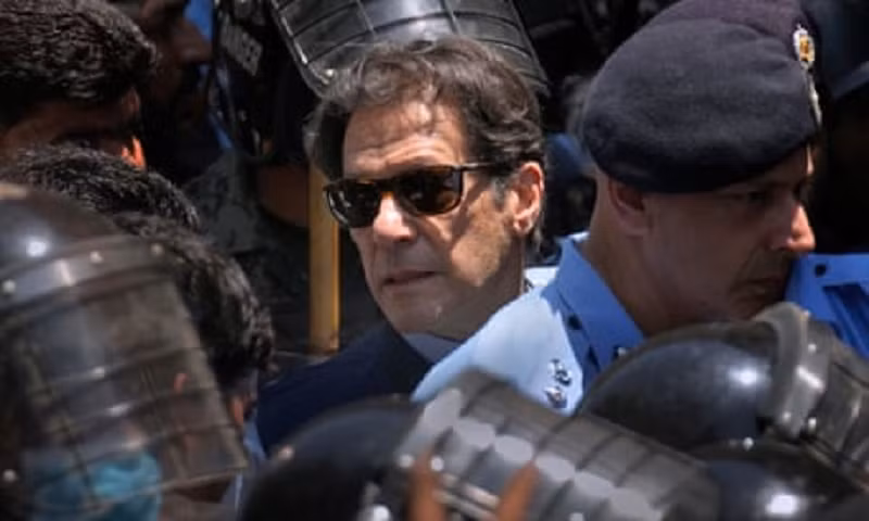 Cựu thủ tướng Pakistan Imran Khan và “cuộc chiến sau song sắt” -0