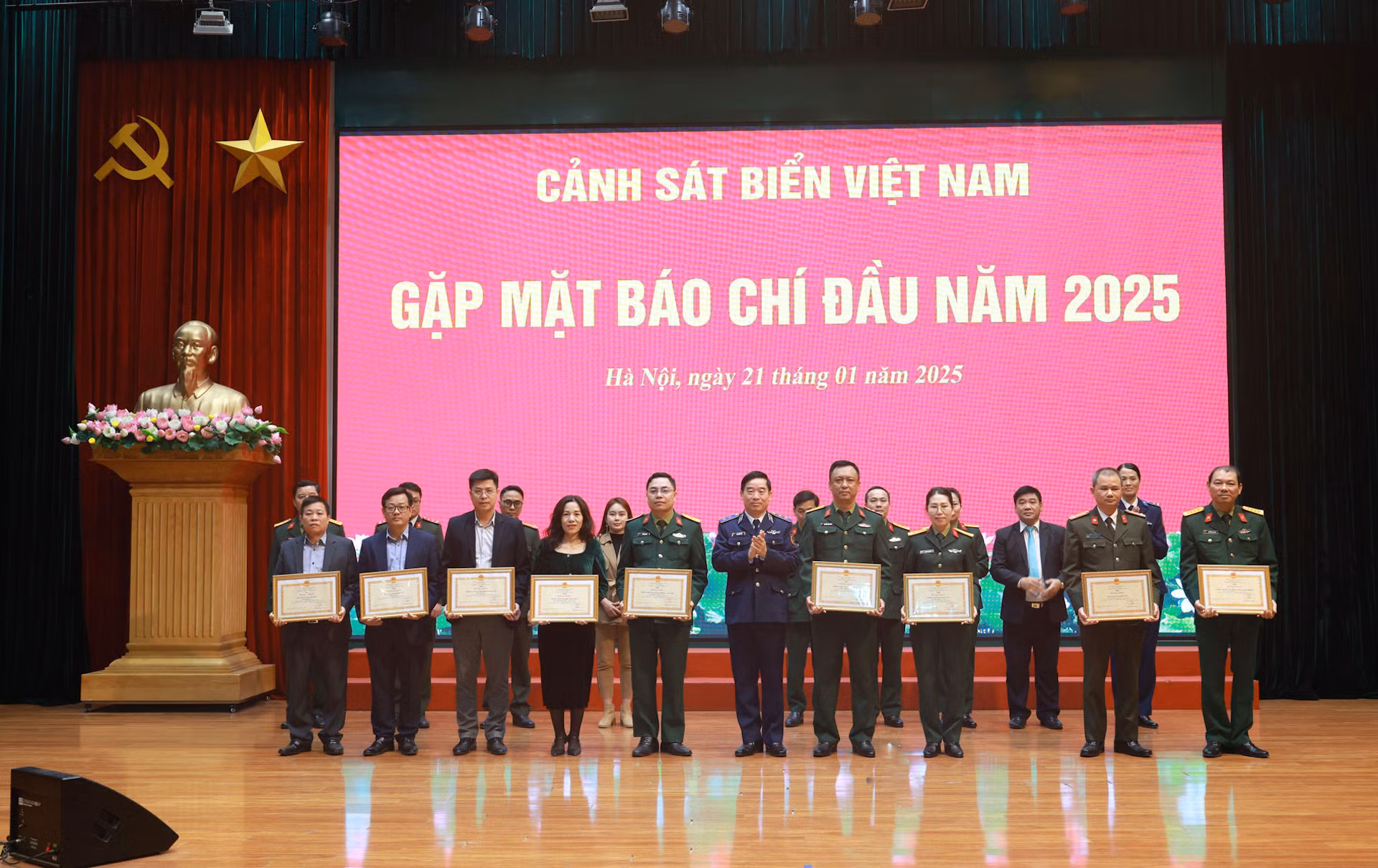 Báo CAND, Truyền hình ANTV được tặng Bằng khen về tuyên truyền biển đảo và lực lượng Cảnh sát biển -0