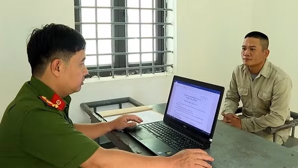Đối tượng dùng chiêu quay phim, chụp ảnh đe dọa tống tiền doanh nghiệp ở Phú Thọ hầu toà
