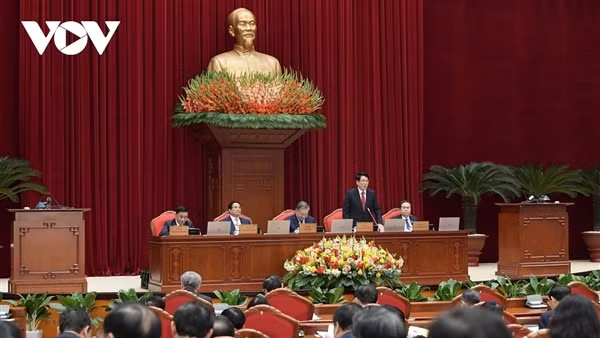 Ngày làm việc thứ nhất của Hội nghị Trung ương Đảng khóa XIII