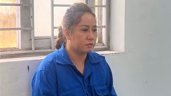 Thuê mặt bằng mở quán cà phê "đung đưa" để chứa mại dâm