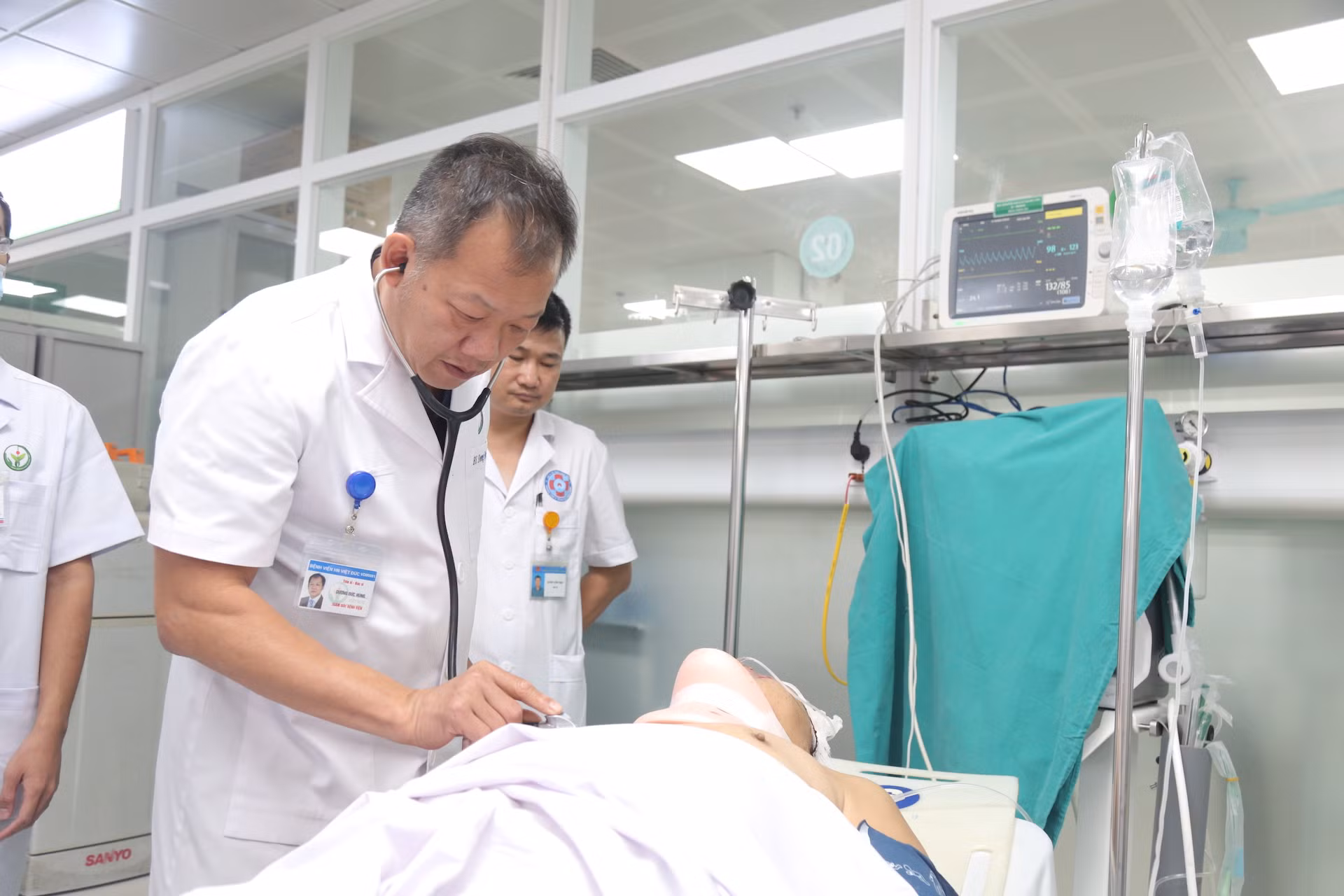 Cấp cứu nhiều ca tai nạn giao thông do rượu bia, dọn nhà bị ngã chấn thương -0