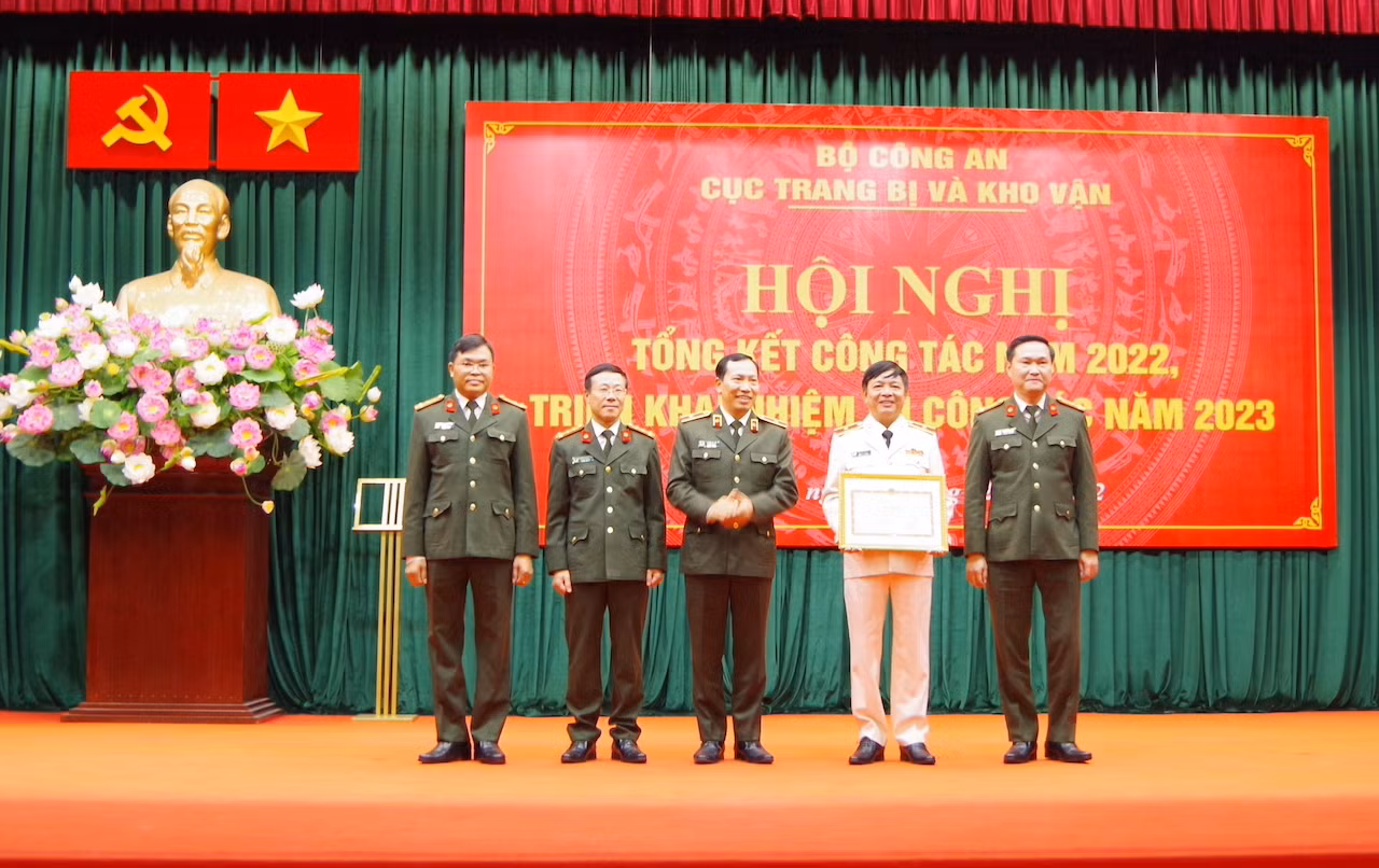 Chủ động trang bị, kho vận đáp ứng yêu cầu công tác, chiến đấu, xây dựng lực lượng CAND -0