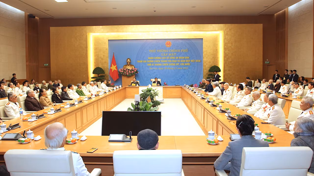 Những nhân chứng lịch sử anh hùng của lực lượng CAND anh hùng -0
