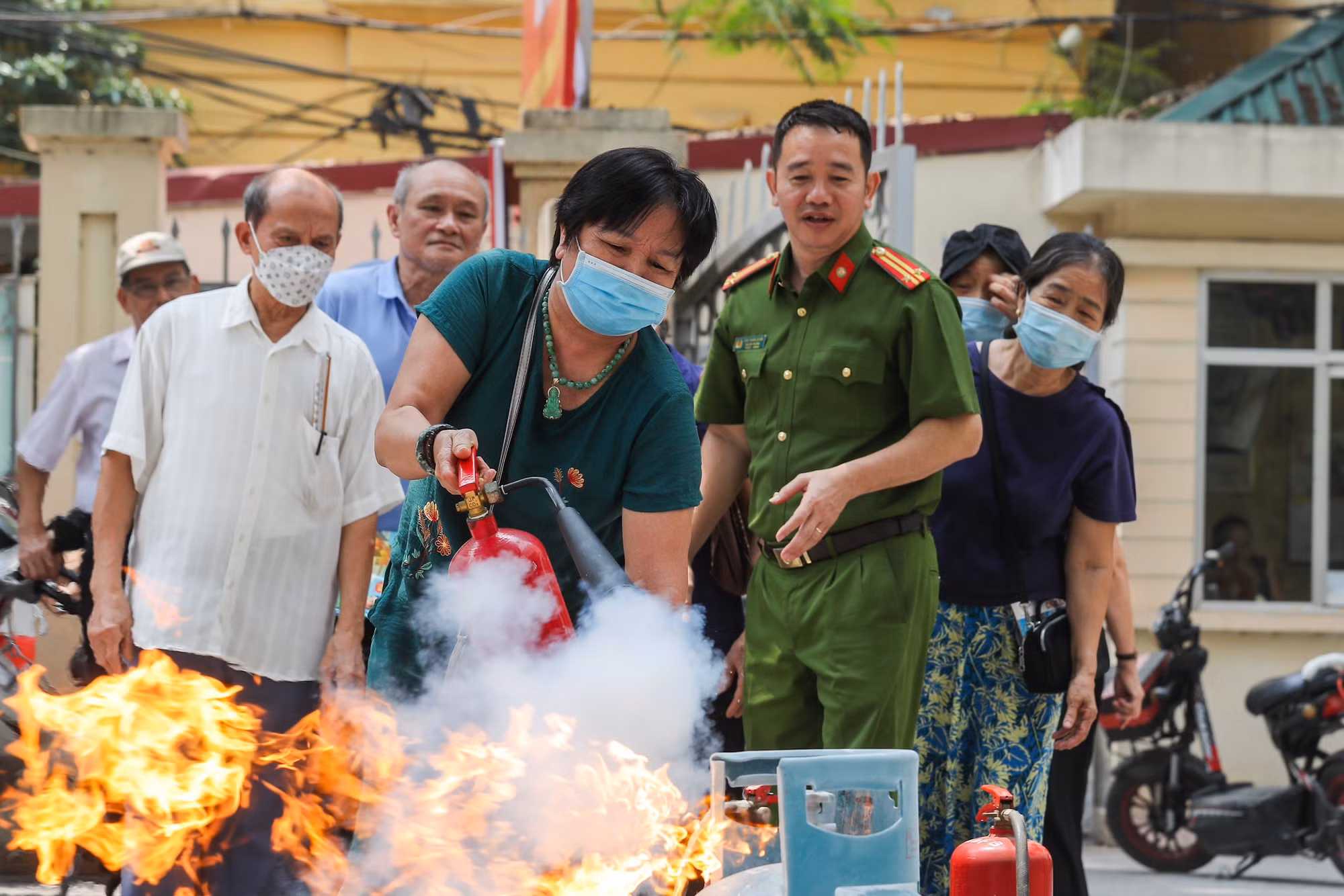 Phường Bưởi - Hà Nội: Mỗi người dân là một sứ giả bảo vệ môi trường và phòng cháy chữa cháy -0