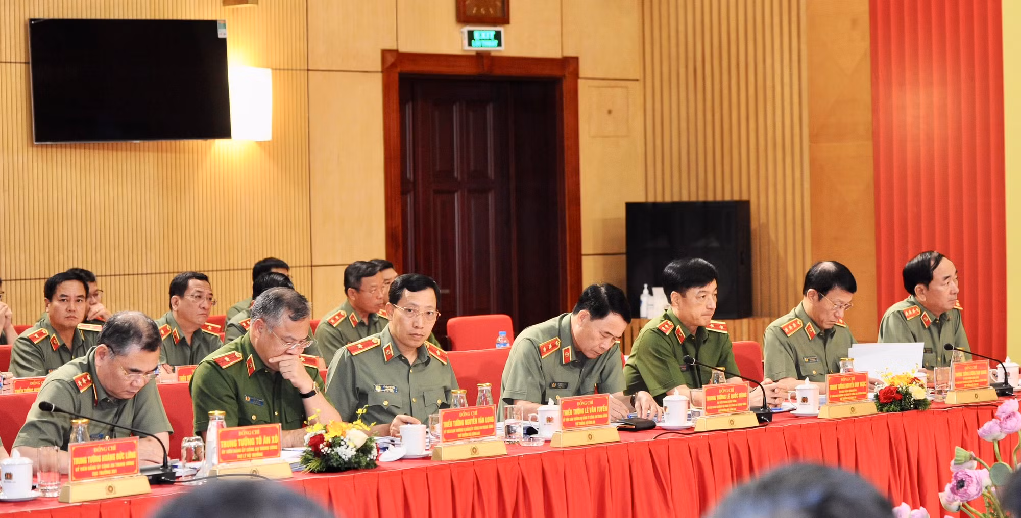 Xây dựng lực lượng CAND thật sự trong sạch, vững mạnh là nhiệm vụ trọng tâm, then chốt -0