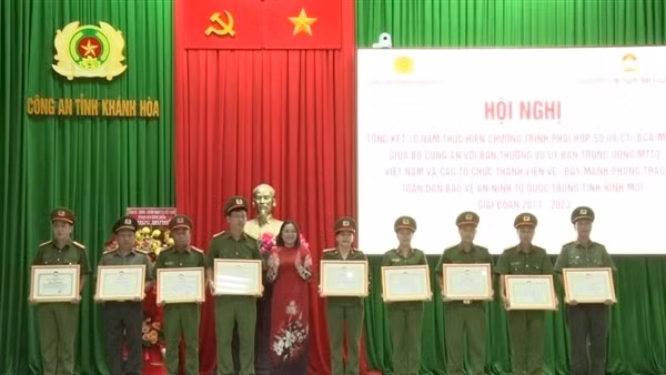 Khánh Hoà tổng kết 10 năm phối hợp thực hiện phong trào toàn dân bảo vệ an ninh Tổ quốc