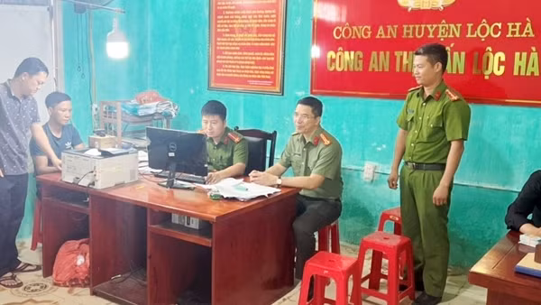 Quyết tâm cao, nỗ lực lớn trong cài đặt, kích hoạt tài khoản định danh điện tử