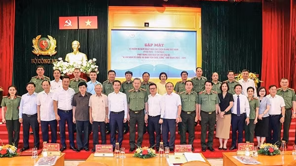 Tiên phong trên mặt trận tư tưởng của Đảng