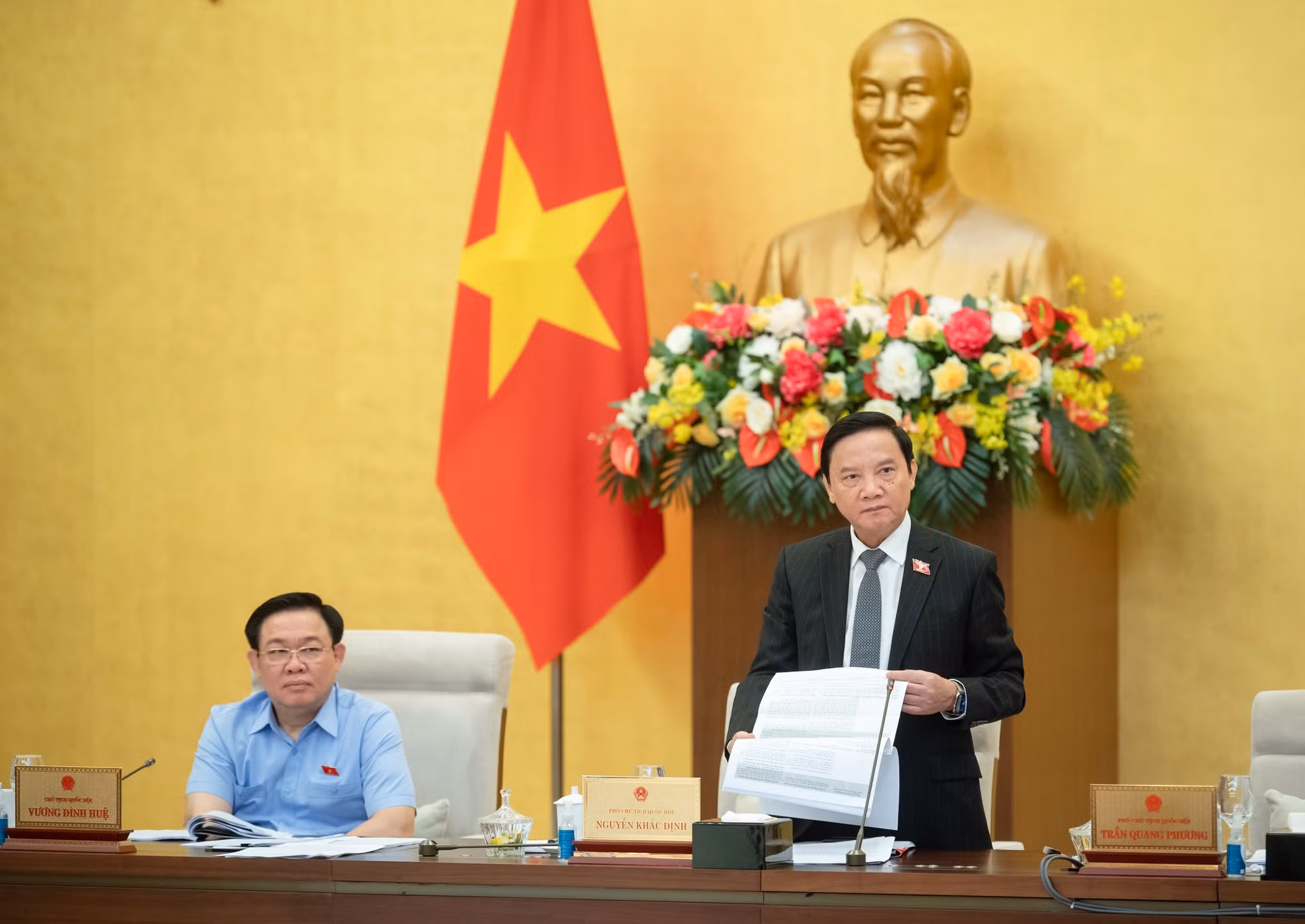 Hoàn thành việc cho ý kiến các dự án luật, dự thảo nghị quyết trình Quốc hội -0
