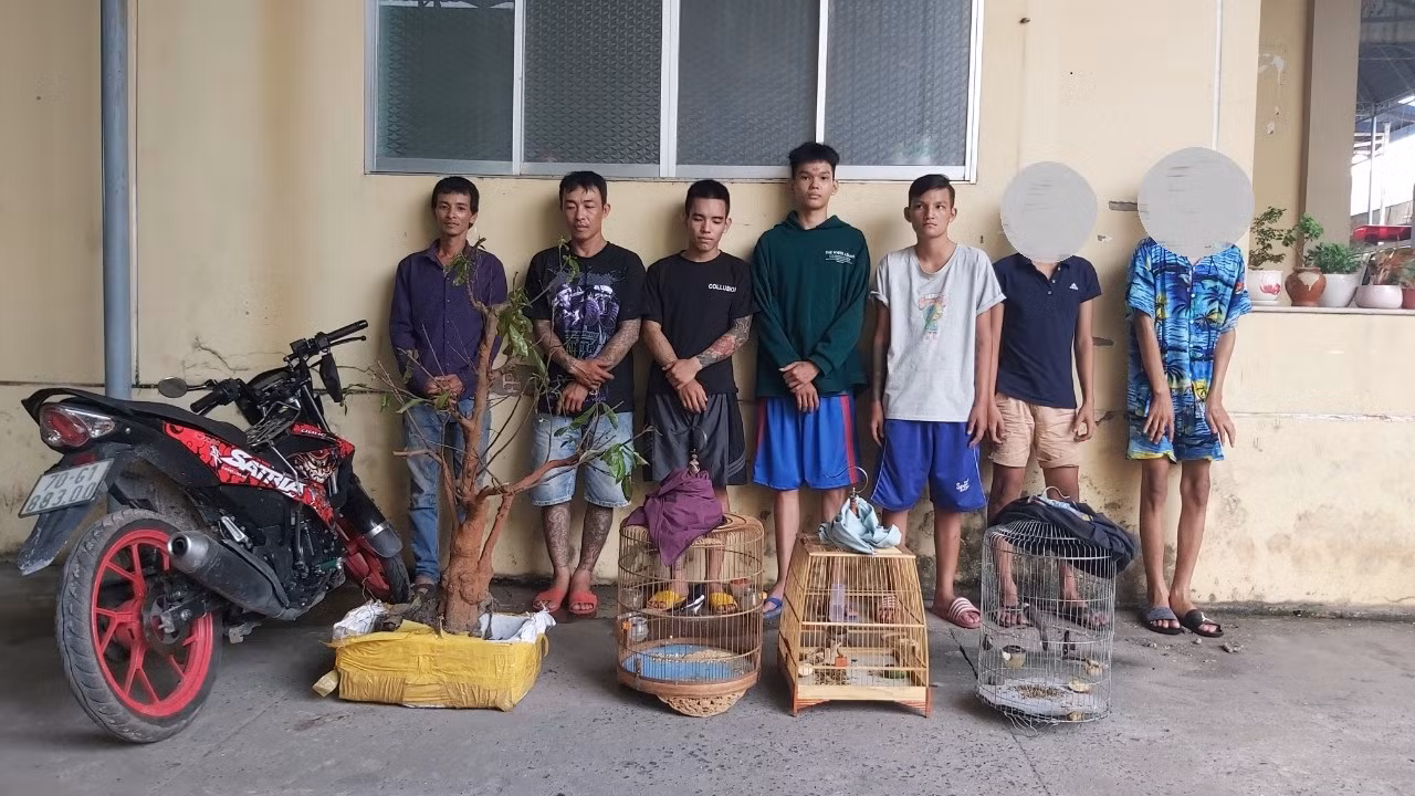 Phá băng nhóm gây ra hơn 20 vụ cướp giật và trộm cắp tài sản -0