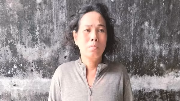 "Nữ quái" cướp vé số của cặp vợ chồng già yếu