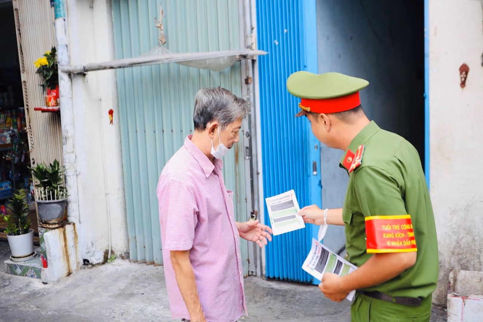 TP Hồ Chí Minh tổng ra quân cao điểm bóc, xóa các sản phẩm quảng cáo sai quy định -0