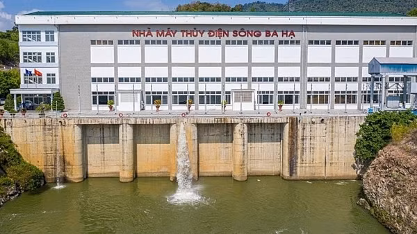 Nước về hồ tăng nhẹ, 8 nhà máy thủy điện phát điện cầm chừng