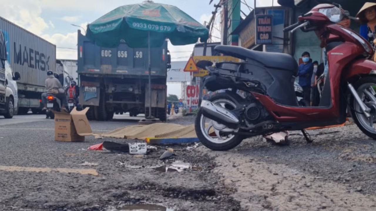 Ba vụ tai nạn gây chết người chỉ trong nửa tháng tại điểm đen nút giao cổng 11 -0