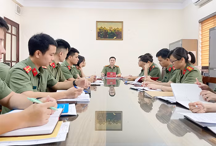 Thức tỉnh người mê ngộ nhận theo “tà” trở về lối “chính” -0
