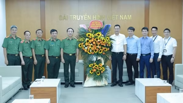 Báo chí góp phần quan trọng cùng lực lượng Công an giữ vững bình yên cho nhân dân