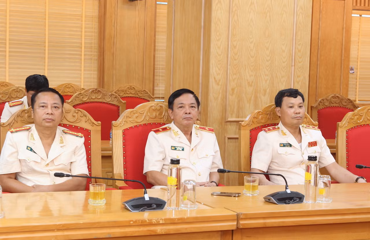 Lan toả tinh thần thi đua tích cực, nhân lên hàng trăm, hàng nghìn điển hình tiên tiến khác -0