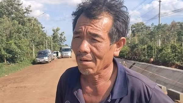 Lái xe thoát chết thần kỳ trước họng súng của nhóm đối tượng gây mất ANTT ở Đắk Lắk