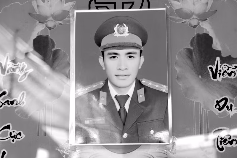 Cấp Bằng 