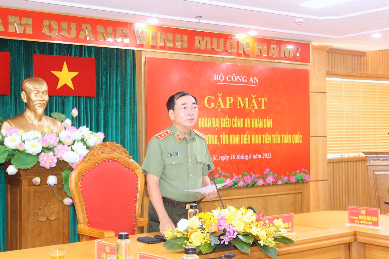 Lan toả tinh thần thi đua tích cực, nhân lên hàng trăm, hàng nghìn điển hình tiên tiến khác -0